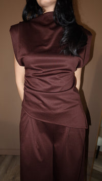 Completo Essential Brown