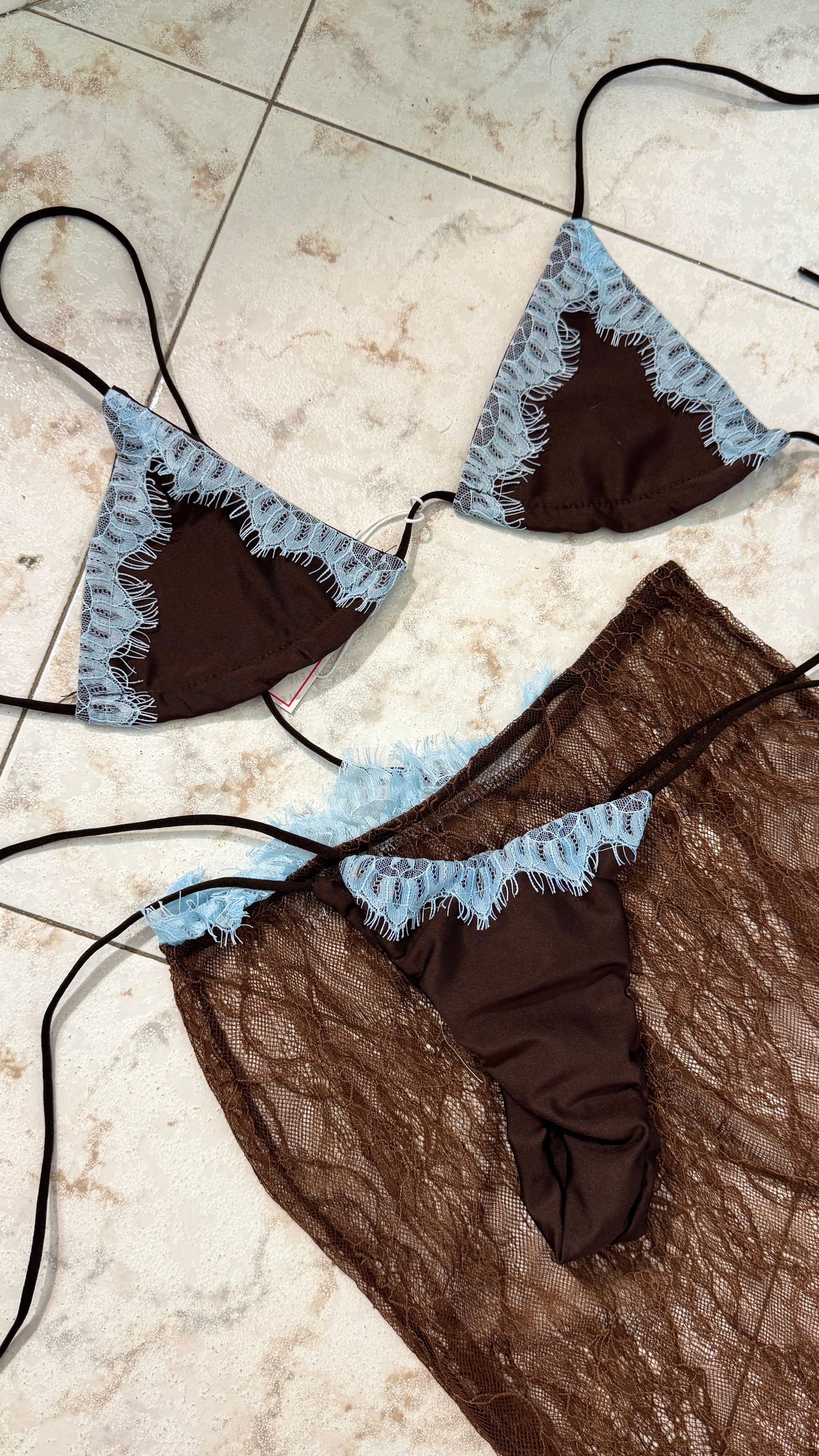 BIKINI CHOCOLATE