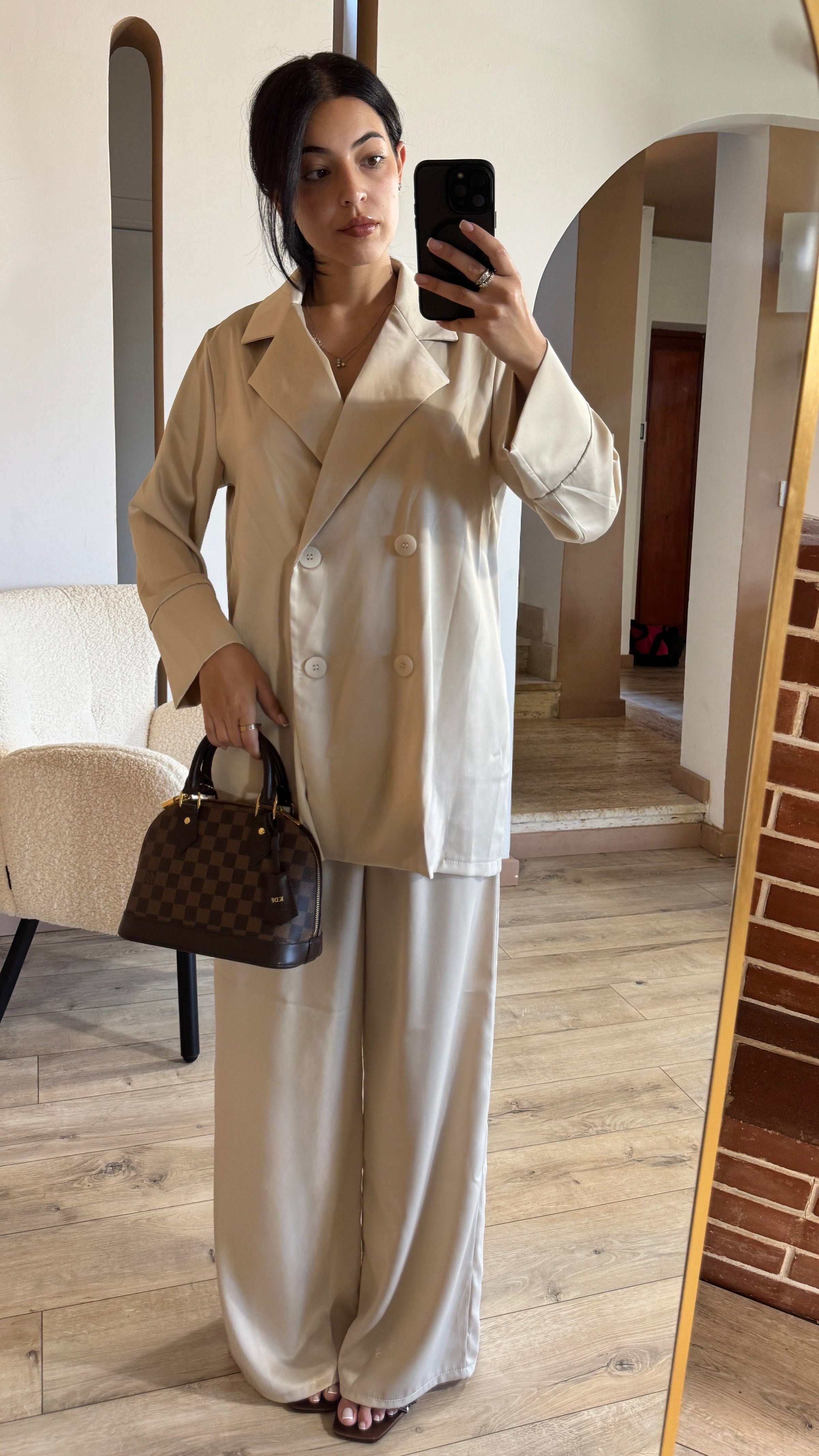Tailleur Champagne Satin