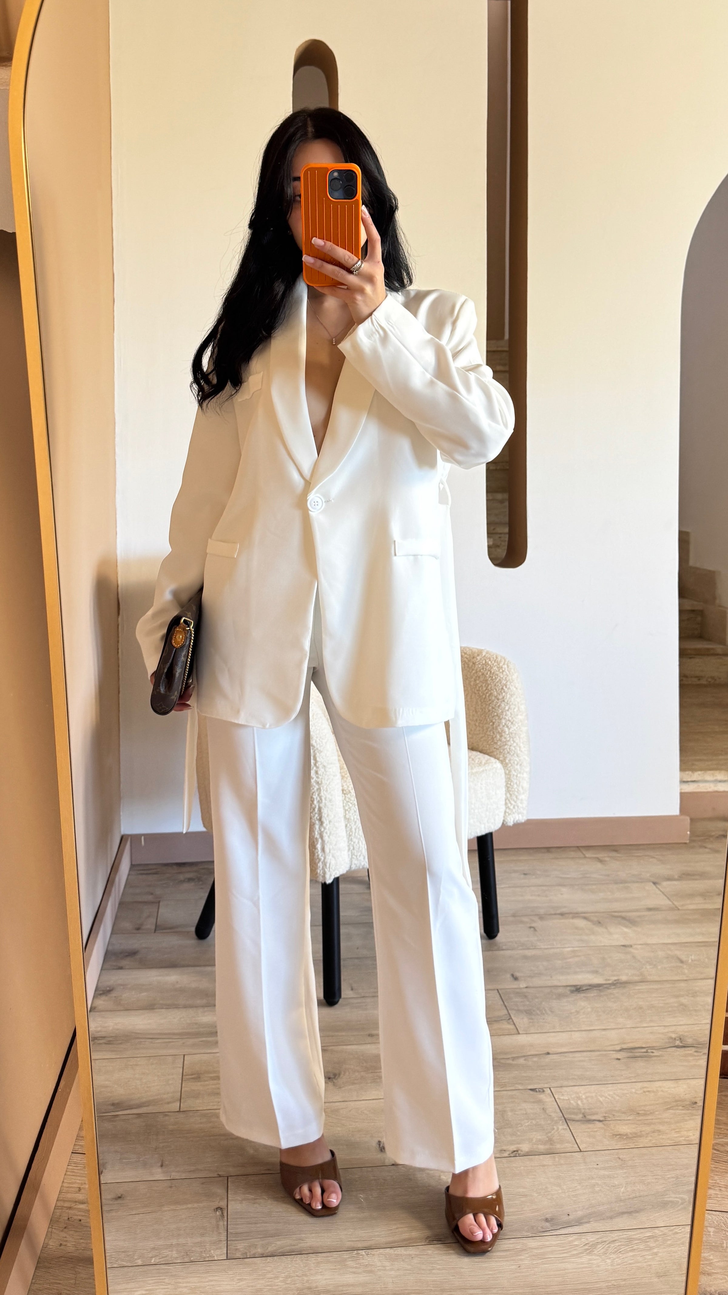 Tailleur Alma White