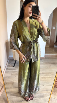 Kimono Green