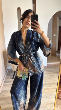 Kimono Blue